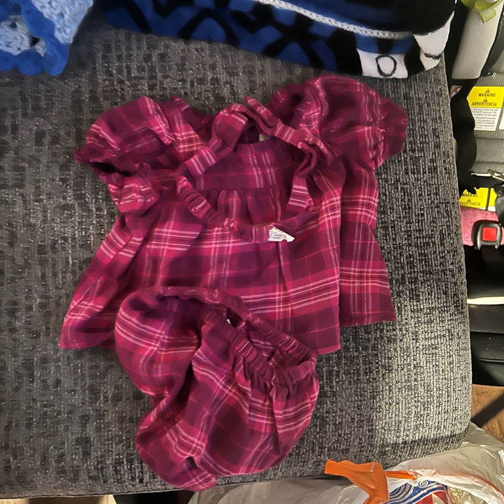 Baby gap fuchsia outfit with headband